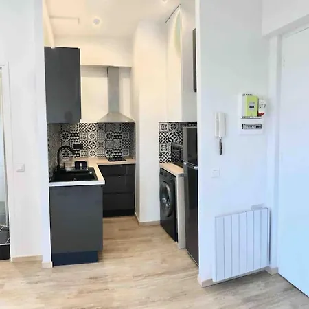 Apartman Spacieux A Proximite Du Centre De Cannes *