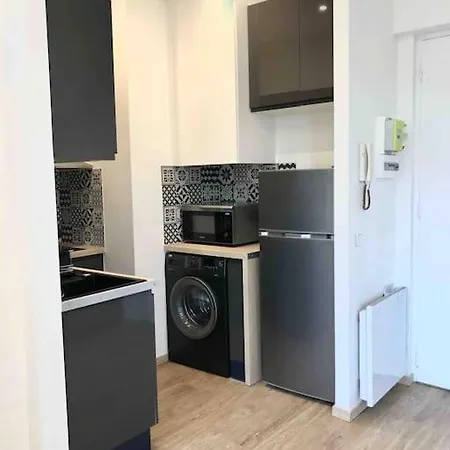 Spacieux A Proximite Du Centre De Cannes Appartement